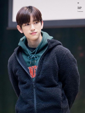 Park님이 jinyoung에 올린 연예인 | 잭슨