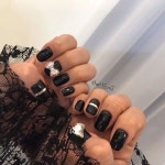 • 스와로브스키 스톤네일 / 네일아트 디자인 모음! 눈부신 손 : 네이버 블로그 | 네일아트, 아크릴 네일, 젤네일아트