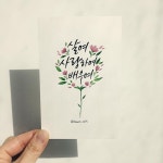 3410디자인 #희원캘리 #희원캘리그라피 #좋은글 #살며사랑하며배우며 #북스타그램 #책 #수채화 #수채화엽서 #캘리엽서 #일상 #취미 #감성”