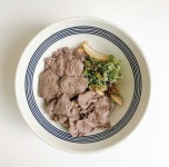 아이보리와 흰색 계통에 있는 성혜 백님의 핀 - 2021