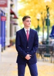 Pin page High School & College Senior Pictures에 있는 user47472337030님의 핀