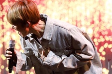 [180027] #baekhyun Korea Sale Festa Eve Concert Shoppers Fun Night | cr. Wooyeonni | 백현