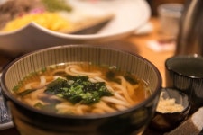 분위기와 맛이 모두 좋습니다....소바, 우동을 드시고 싶은분은 한번 방문해보세요...^^  메밀은 시원한 성질로 열을 내리고  혈액순환에 도움을... 