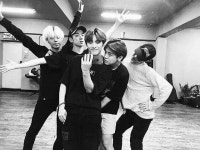Pin by 𝑀𝑜𝓃𝓉𝓈𝑒 on 에이스 | a.c.e. | Ace, Boy groups, Singer
