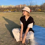 강어진 ੈ✩‧₊˚ ✩‧₊˚ on Instagram: “한강 나들이~~🌞✨” 강어진 ੈ✩‧₊˚ ✩‧₊˚ on Instagram: “한강... 