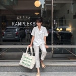trên Instagram: “오랜만의 데일리룩 세상편한 바지입고 연남로 탐방 #메스민 #mesmin #데일리룩 #dailylook #아메카지 #ootd”