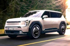 출시한지 1년도 안됐는데…기아가 만든 EV9, 전세계 발칵 뒤집었다 - 더위드카 Kias EV9: A Game-Changer in the European... 