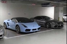 주차 걱정 절대 없다는 아파트