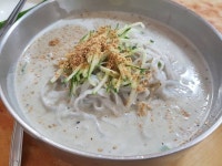 Jai Hee Song님이 면에 올린 아이디어 | 한식, 국수, 콩