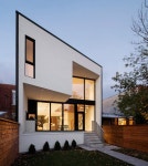 오래된 구옥을 증축으로 리모델링한 단독목조주택