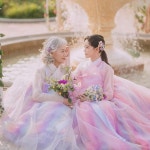 Pin page 청춘한복아랑 on Instagram: “젊은 시절의 나의 모습도, 지금의... 시대와 연령을 초월하여 어느 분이 입어도 아름다운 아랑한복 여름... 