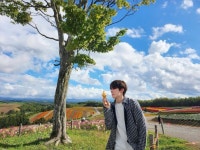 ATEEZ(에이티즈) on Instagram: [#Yunhois3gram] 가족과의 힐링여행📷🌈 #ATEEZ #에이티즈 #YUNHO #윤호 in 2023... 