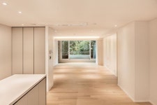 깔끔히 마무리된 압구정동 구현대아파트 | 호미파이 & homify | 현대 아파트, 아파트 인테리어 디자인, 집 인테리어 디자인