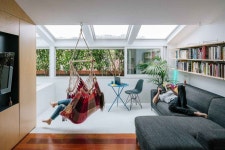 루프탑 공간만이 주는 일상의 특별함! 스페인 마드리드 펜트하우스 | Secret rooms in houses, Secret rooms, Interior