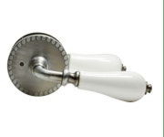 연지한신타워에 있는 남연 이님의 핀 - 2021