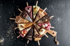 Pin von 은지 안 auf 은지제과제빵 아이디어보드 in 2022 | Kuchen, Kuchen und torten, Käsekuchen am stiel