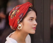 Pin by 정은 이 on 패션 in 2023 | Hair scarf styles, Scarf hairstyles, Hair styles