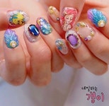 • Nail Design 인어공주🧜🏼♀️ 애리얼 핸드페인팅 네일아트 디자인 : 네이버 블로그 | 네일아트, 인어공주, 네일아트 디자인 • Nail... 
