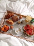 Pin by 예원 최 on moonlit | Cafe food, Aesthetic food, Food and drink