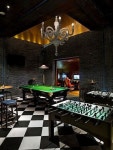 술먹고 필름 끊겼더니 전남친 집에 와있었다(인테리어 상황극) - 스퀘어 카테고리 | Game room basement, Arcade game room, Arcade room
