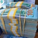 money에 있는 hunter님의 핀 | 돈 뭉치