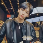 Pin page Pin by 자넷 on ≠in2it | Bio, Pop singers, Stand up comedians
