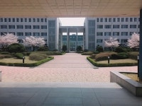 #한양대 #에리카캠퍼스 #언론정보대 #로비 에리카 캠퍼스에도 봄이 찾아 왔어요! :-) 한동안 날씨가 좋지않아, 꿀꿀했지만~