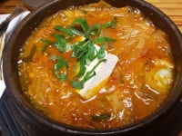 [제주공항 맛집] 향토골 제주도흑돼지 김치찌개, 몸국 이란? | 요리, 식품 아이디어