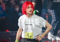 현진이는 예술이다 on Twitter 현진이는 예술이다 on Twitter | Red hair, Savage kids, Beautiful boys