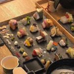 교토에 왔어요^^ 생각보다 쌀쌀하네요 ㅎㅎ 교토에서 먹은 스시... #아내의식탁 #wifescuisine #studio #recipe#교토여행 #스시