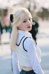 Pin page Pin op 이달의소녀 in 2024