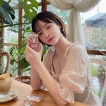 은비 (@128page) posted on Instagram: “@diorbeauty #유료광고 2021년 미스디올에서 새로 선보이는 벨벳티 프레쉬 플로럴 부케 향의 new... 