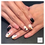 Try some artistic nail art 😉👩🏻🎨 #ネイル #ミラーネイル #芸術ネイル #네일아트 #artistic #art #geometric... 