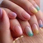 en Nails [Video] en 2022 | Manicura de uñas, Manicura, Gel de uñas - 2022 | 세련된 네일, 매니큐어 아이디어, 그라데이션 네일