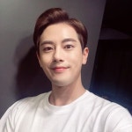 ⠀ 헤어하는 과정은 영상 편집해서 올려드릴께요~🤟🏻 (제가 남자분들께 사용하는 메이크업 제품도 올릴께요)…”