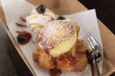 . 꿀꿀, 꿀 ? . . . 🐷 | Food, Breakfast, Desserts