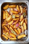Cajun Potato Wedges in Roasting Pan | 요리