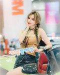 우주안さんはInstagramを利用しています:「의리만렙 작가님들 마니사랑해여 Minti💕@minti85 #3M #에스알#오토살롱위크#우주안」