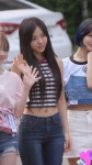 엘리스 ELRIS 혜성 청바지 인사 | 아름다운 유명인, 스키니 진, 걸그룹 의상