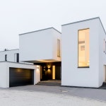 아름다운 화이트 컬러가 돋보이는 모던 주택 | 호미파이 & homify