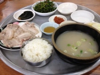 Pork Stew with steamed Pork 부산 범일동 구. 조방앞 마산식당 수육백반, 8000원. 국물이 가장 진한 편. 수육이 질겼음. 허영만 식객에... 