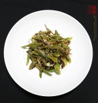 - 모바일 이용시 PC버전으로 보길 권합니다 - 꽈리고추 멸치볶음 국물용 멸치를 이용해 맛을 낸... | 식품 아이디어, 요리, 반찬