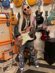 CL 씨엘 Pin van Moeno Tanaka op CL
