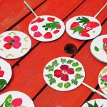 Pin page 자연에서 아이들은 행복합니다. 김포 리라숲유치원 on Instagram: 단오맞이 행사! 유치원에 잔뜩 핀 창포를 끊어서 창포물을 만들어... 