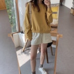 Pin page 예 솔’s Instagram photo: “Update✨ 신상할인 5% 진행 중이에요 !”