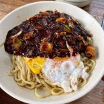 47년 된 노포 중식당 20221127 울산 한성반점 47년 된 한성반점은 주인 할아버지가 돌아가시고 지금은 홀로 되신… | Instagram 47년 된... 