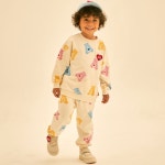 케어베어 아동용 알록달록 오버핏 상하복 세트 케어베어 아동용 알록달록 오버핏 상하복 세트 di 2024