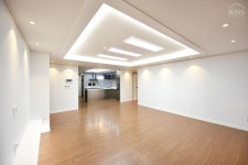 [44PY] 구로구 고척동 벽산 베스트 블루밍 44평 인테리어 _ 심플 화이트 스타일링_ 빈스디자인 : 네이버 블로그 - 2020 | 인테리어, 파우더 룸... 