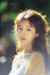 ▶Girls에 있는 𝓑𝓵𝓾𝓮 𝓢𝓮𝓪님의 핀 | 아름다운, 빛, 얼굴