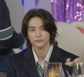 Hyunjin [현진] icon + wallpaperStray Kids [스트레이키즈] 6 YEAR ANNIVERSARY YouTube Live Hyunjin [현진]...